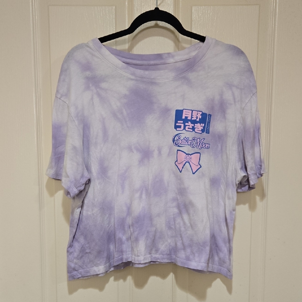Lavender Graphic Short Sleeve Tee